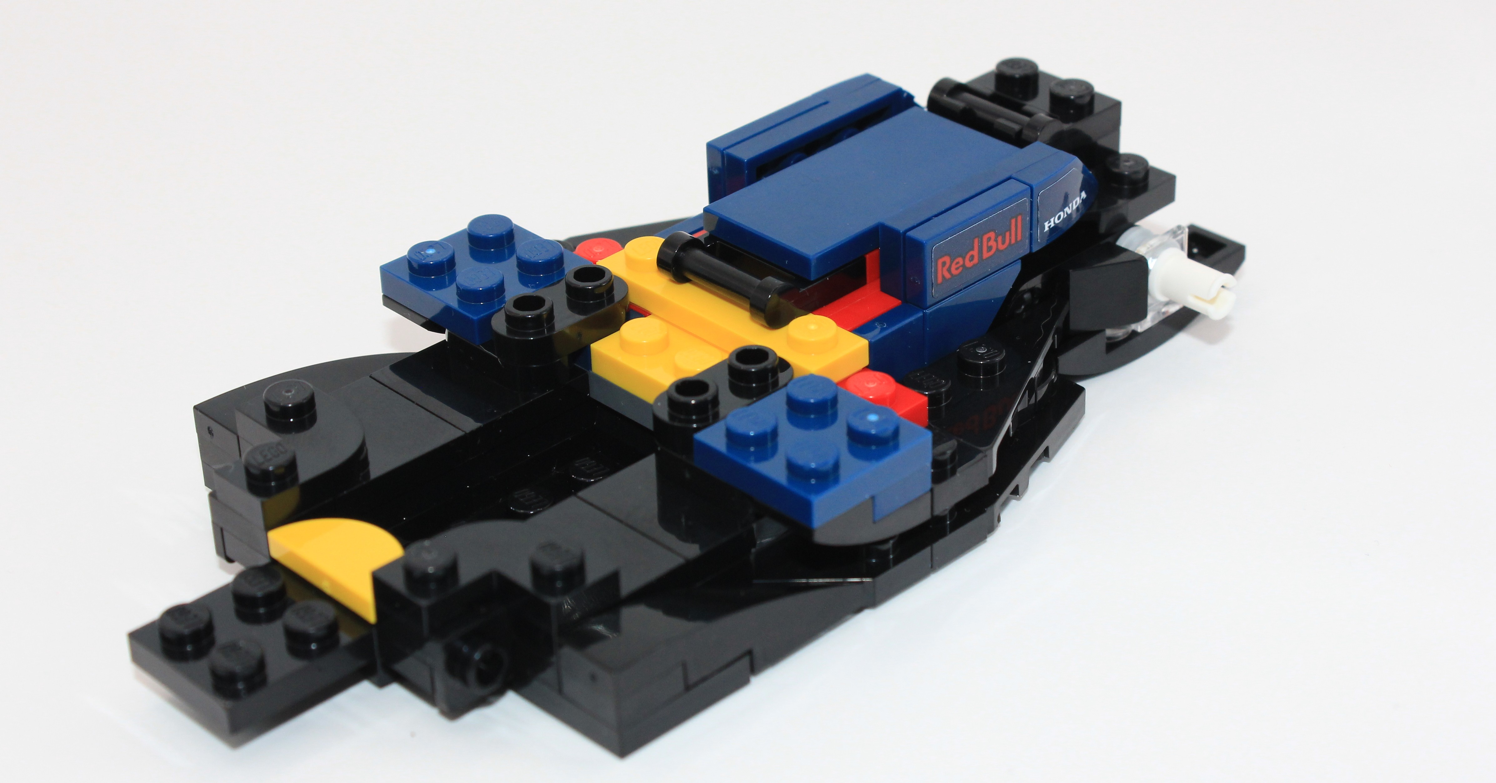 By step 30 the F1 silhouette starts forming