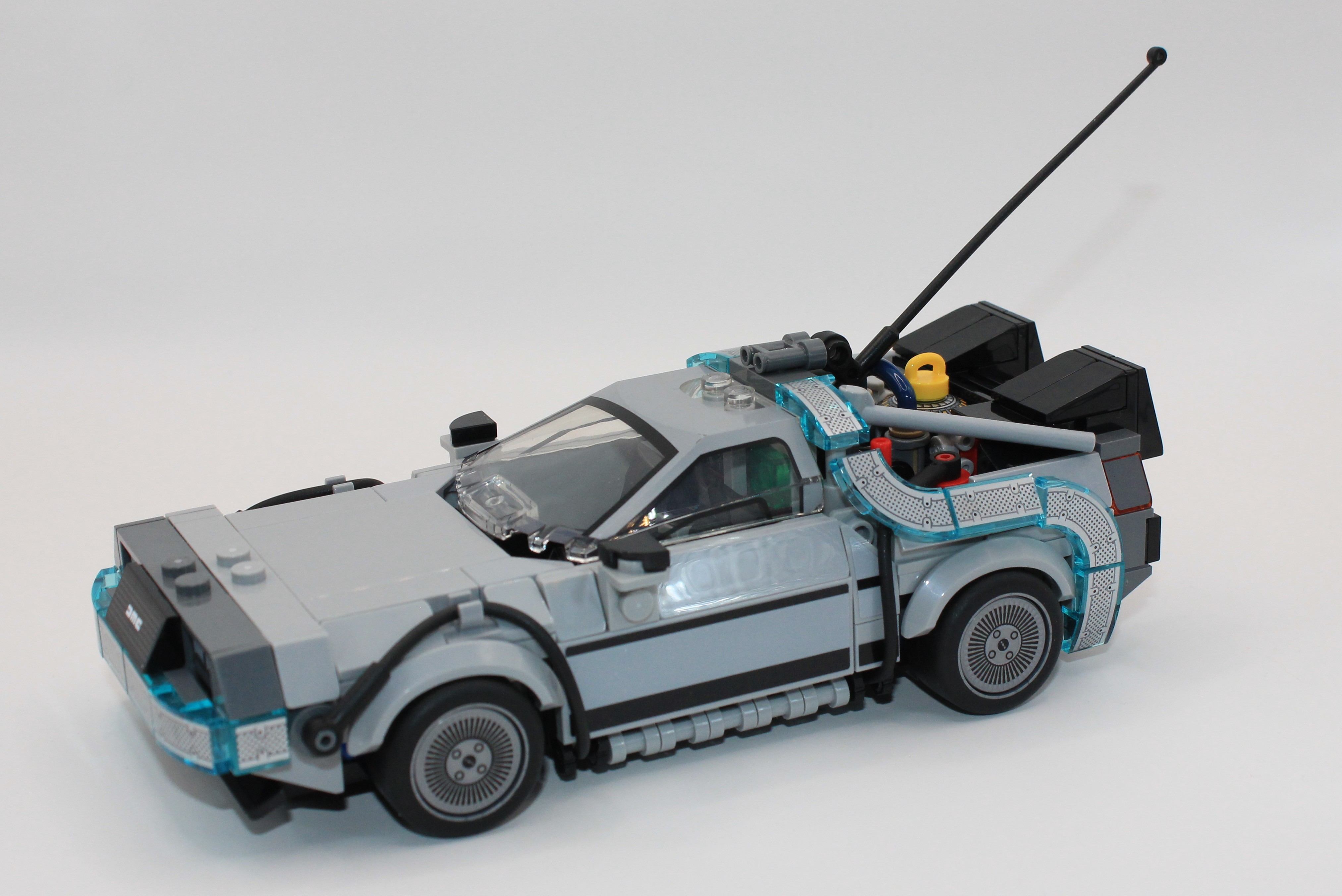 LEGO 77256 Time Machine from Back to the Future Speed Champions set